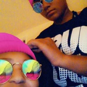 Meet your Posher, Dezerai